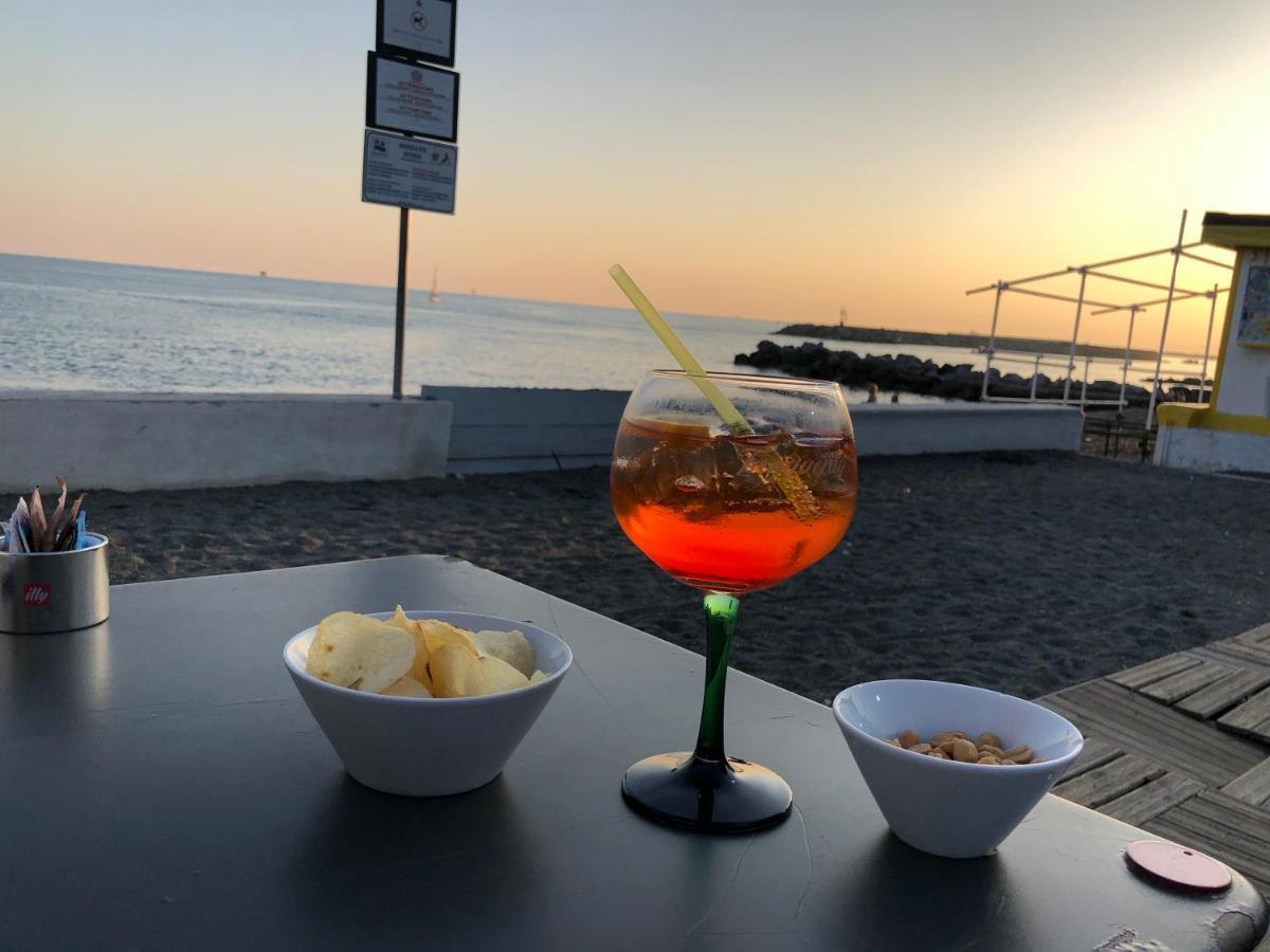La Casetta Di Dory Sul Mare Génova Exterior foto